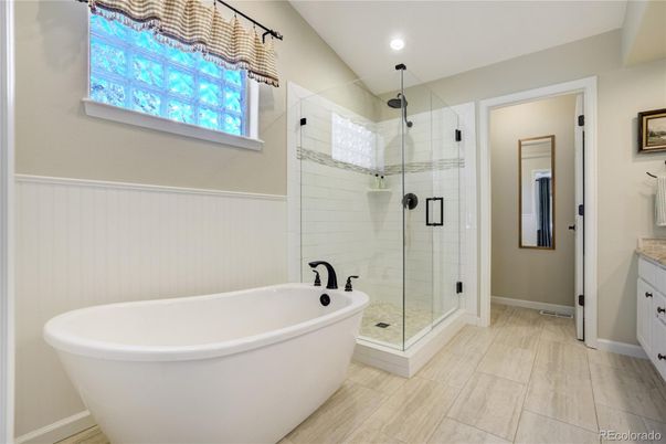 Bathroom, Free Standing Baths, Glass Shower, Interior, Recessed Lighting
