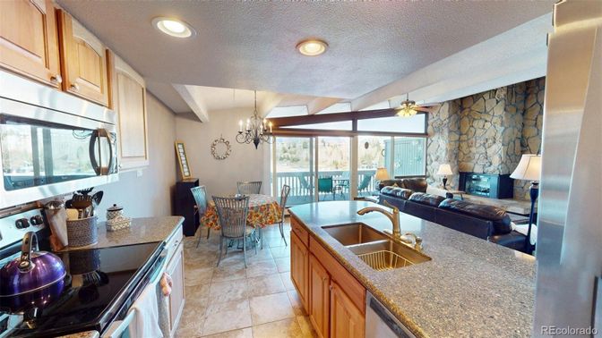 Chandelier, Dining room, Interior, Kitchen, Pendant Lights, Recessed Lighting, Stone Walls
