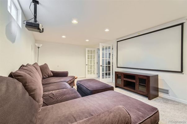 Interior, Living room, Projection Screen, Recessed Lighting, Theatre Room