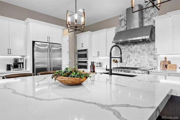 Interior, Kitchen, Pendant Lights, Stainless Steel Appliances