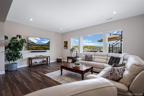Interior, Living room, Recessed Lighting, Wood Texture Flooring