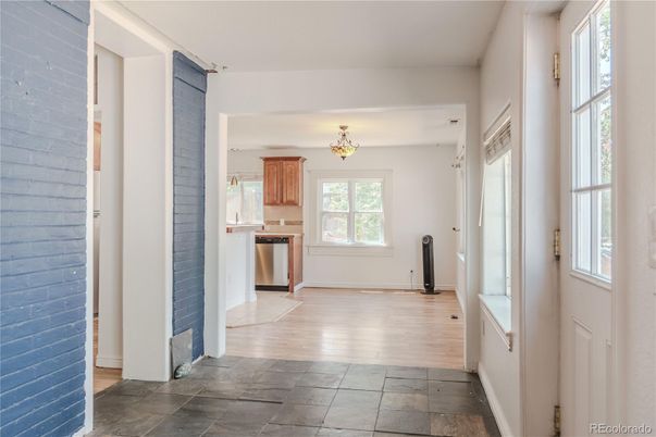 Chandelier, Interior, Kitchen, Stainless Steel Appliances, Wood Texture Flooring
