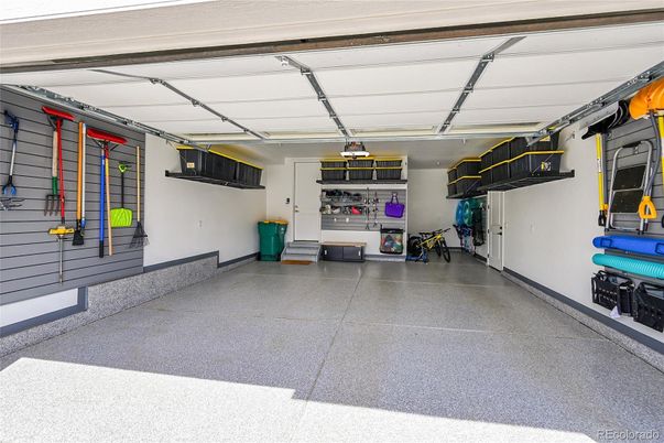 Garage, Interior