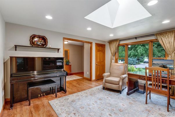 Dining room, Interior, Piano, Recessed Lighting, Wood Texture Flooring