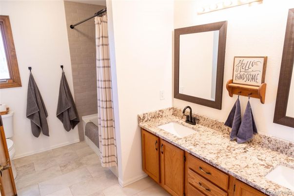 Bathroom, Dual Sink Vanities, Interior
