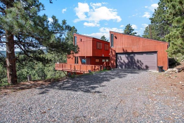 Backyard, Detached Garage, Exterior