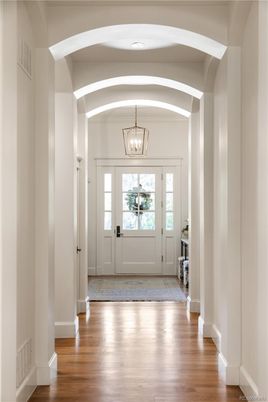 Interior, Pendant Lights, Recessed Lighting, Wood Texture Flooring