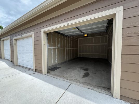 Detached Garage, Exterior