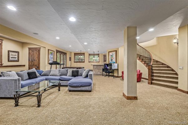 Dining room, Interior, Living room, Pendant Lights, Recessed Lighting