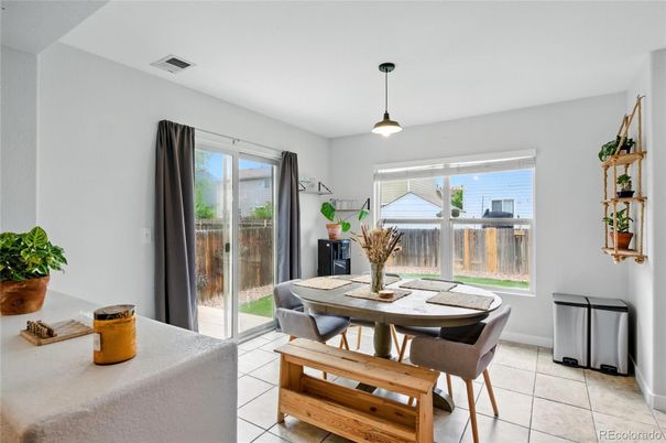 Dining room, Interior, Pendant Lights