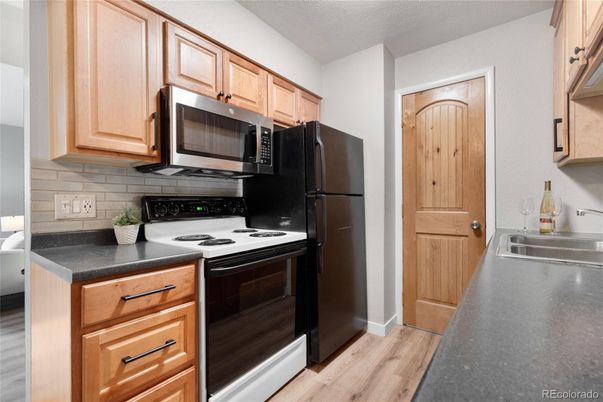 Interior, Kitchen, Wood Texture Flooring