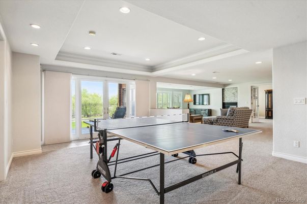 Game Room, Interior, Recessed Lighting