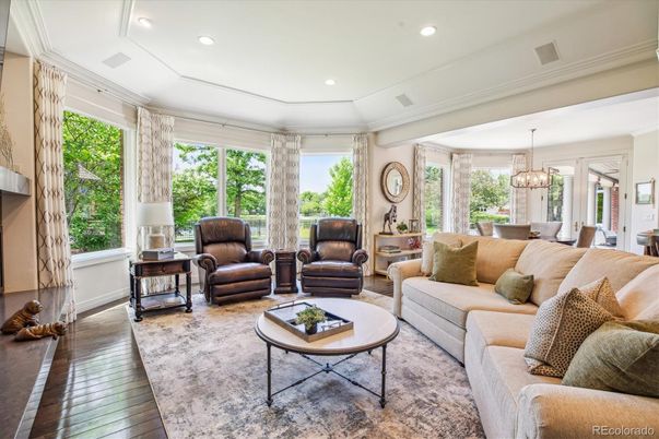 Chandelier, Dining room, Interior, Living room, Recessed Lighting, Wood Texture Flooring