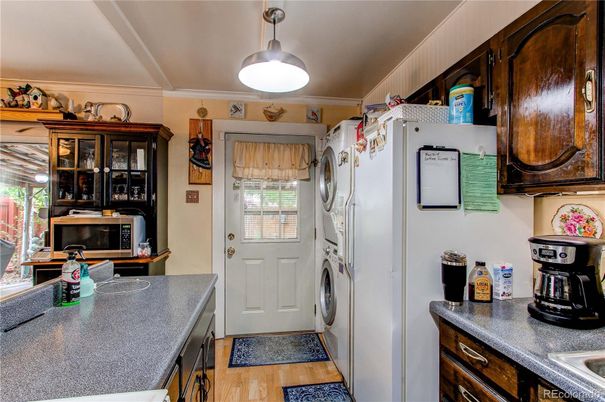 Interior, Kitchen, Washer, Wood Texture Flooring