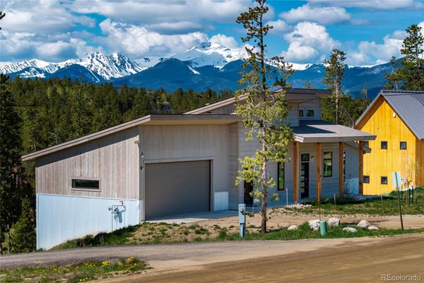 Attached, Exterior, Facade, Farmhouse