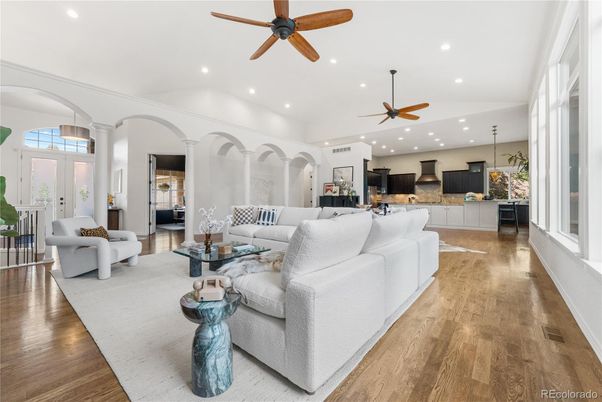 Interior, Kitchen, Living room, Pendant Lights, Recessed Lighting, Wood Texture Flooring