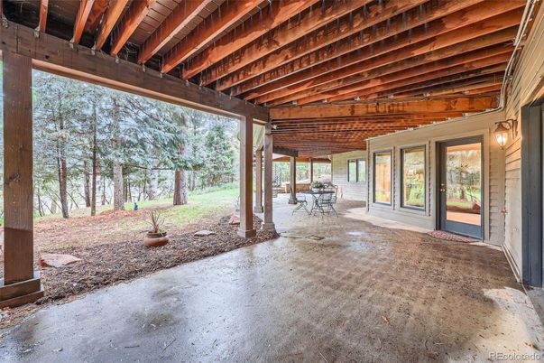Exterior, Wooden Beams