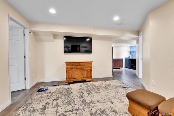 Interior, Recessed Lighting, Wood Texture Flooring