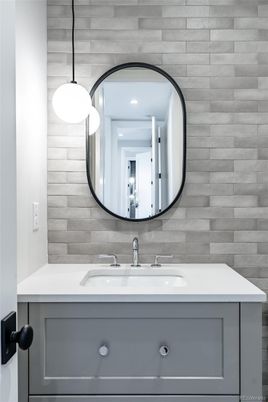 Bathroom, Interior, Pendant Lights, Recessed Lighting