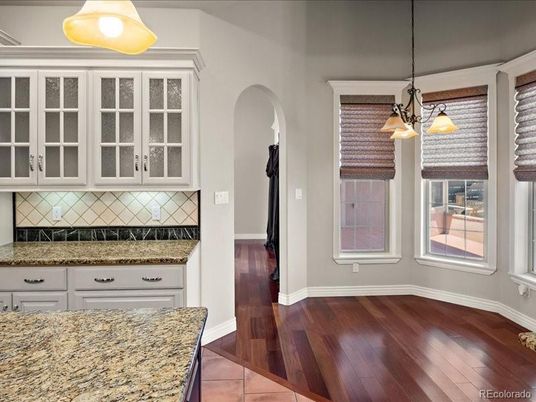 Interior, Pendant Lights, Wood Texture Flooring