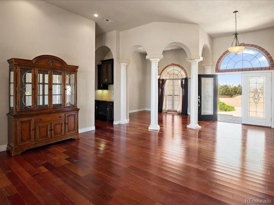 Interior, Pendant Lights, Recessed Lighting, Wood Texture Flooring