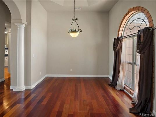 Empty room, Interior, Pendant Lights, Wood Texture Flooring