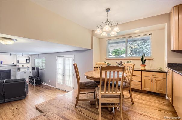Chandelier, Dining room, Fireplace, Interior, Recessed Lighting, Wood Texture Flooring