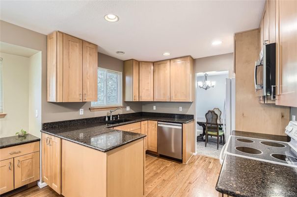 Chandelier, Dining room, Interior, Kitchen, Recessed Lighting, Wood Texture Flooring