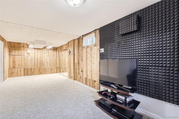 Interior, Wooden Walls