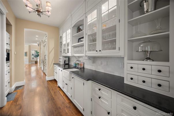 Chandelier, Interior, Kitchen, Recessed Lighting, Wood Texture Flooring