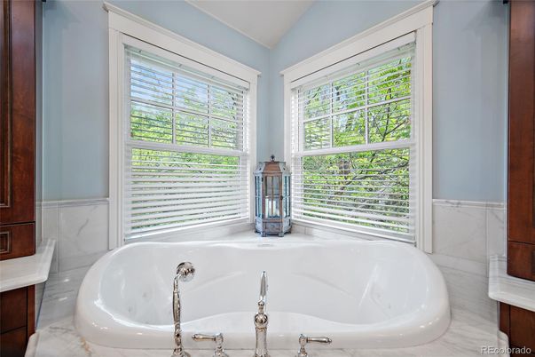 Bathroom, Free Standing Baths, Interior, Marble Walls