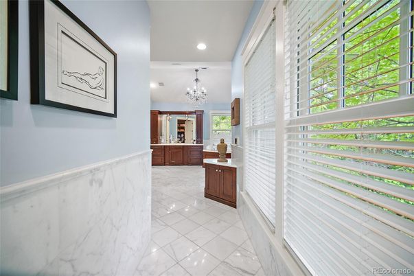 Chandelier, Interior, Marble, Recessed Lighting