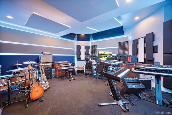 Fitness Equipment, Gym, Home Office, Interior, Piano, Recessed Lighting