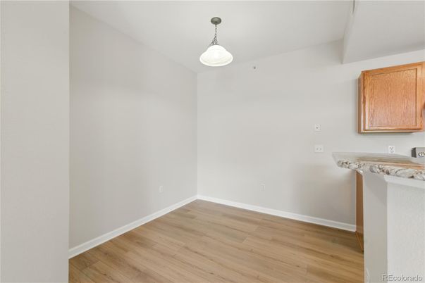 Interior, Pendant Lights, Wood Texture Flooring