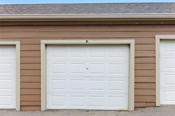 Detached Garage, Exterior