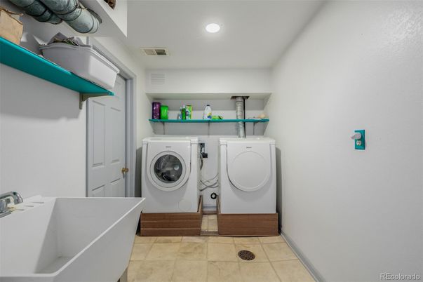 Interior, Recessed Lighting, Washer