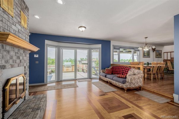 Dining room, Fireplace, Interior, Pendant Lights, Recessed Lighting, Wood Texture Flooring