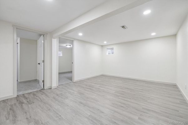 Empty room, Interior, Recessed Lighting, Wood Texture Flooring