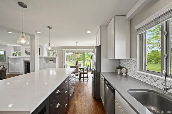 Dining room, Interior, Kitchen, Pendant Lights, Recessed Lighting, Wood Texture Flooring