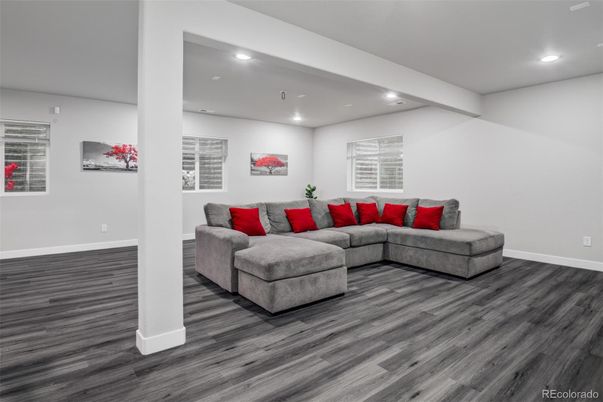 Interior, Living room, Recessed Lighting, Wood Texture Flooring