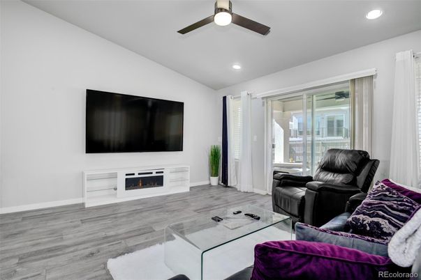 Interior, Living room, Recessed Lighting, Wood Texture Flooring