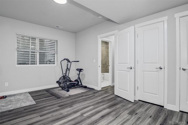 Fitness Equipment, Interior, Recessed Lighting, Wood Texture Flooring