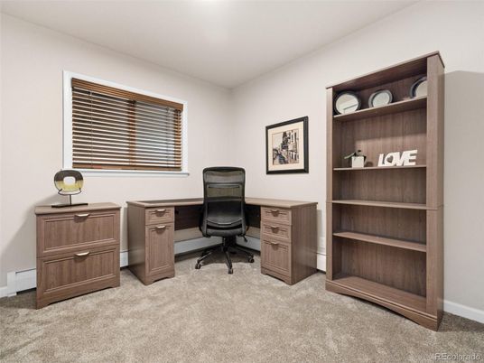 Home Office, Interior