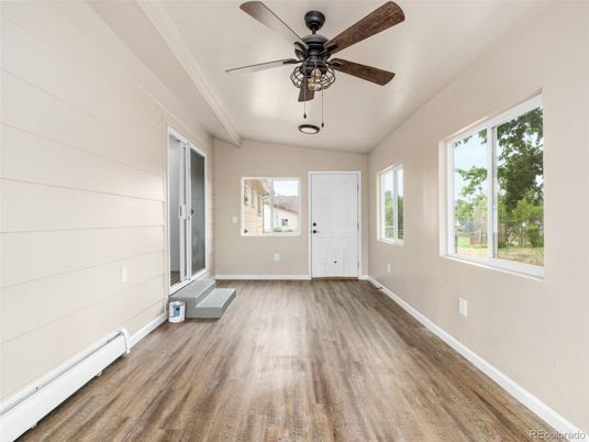 Empty room, Interior, Wood Texture Flooring