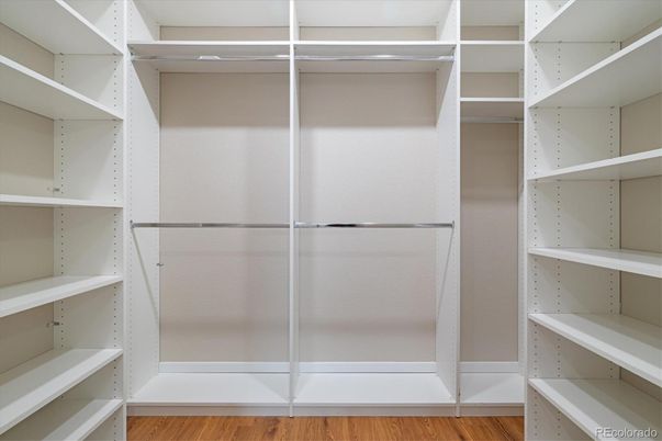 Interior, Walk-in Closets, Wood Texture Flooring
