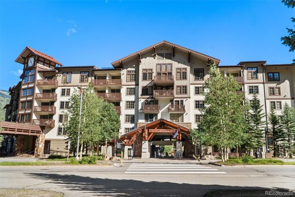 Exterior, Facade, Condo Building