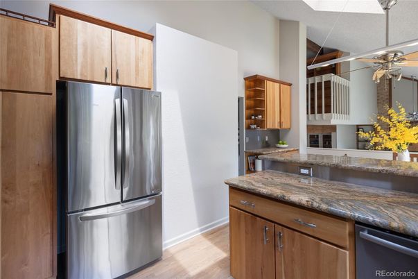 Interior, Kitchen, Pendant Lights, Wood Texture Flooring