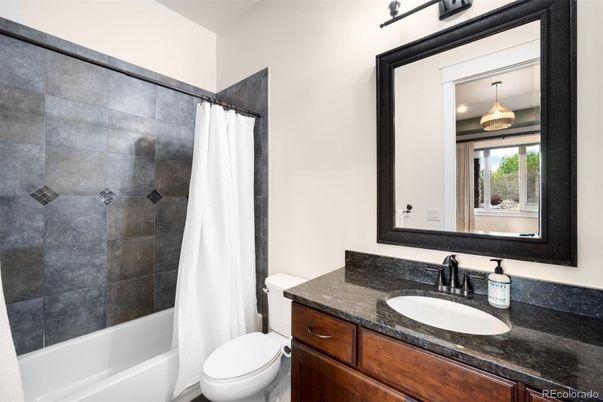 Bathroom, Interior, Pendant Lights