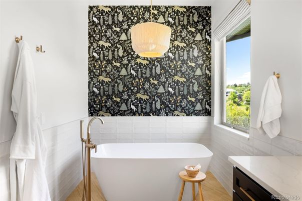 Bathroom, Free Standing Baths, Interior