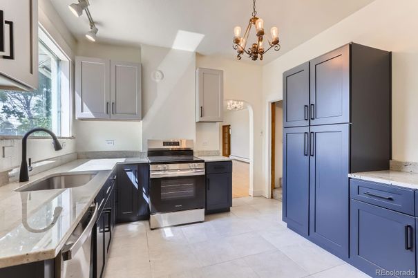 Chandelier, Interior, Kitchen, Stainless Steel Appliances